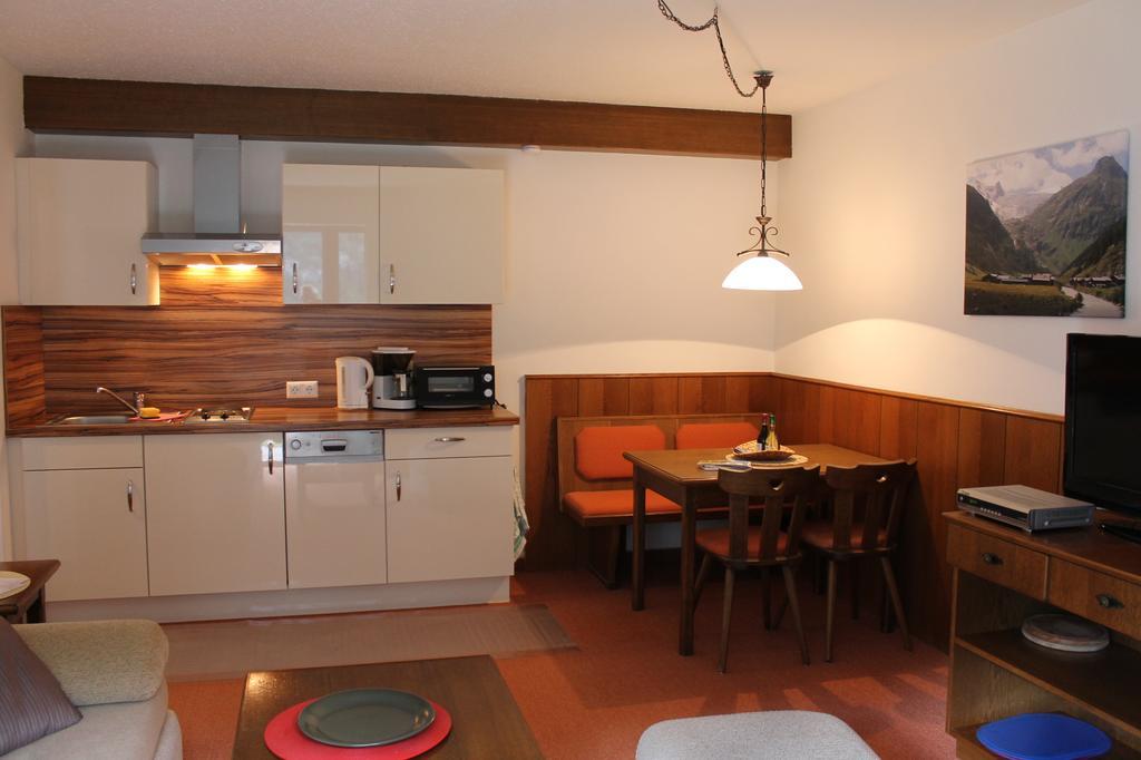 Apphaus Sonne Διαμέρισμα Heiligenblut Δωμάτιο φωτογραφία